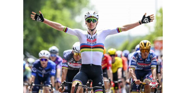 Pogacar leidt de weg naar de overwinning in de eerste etappe van het Criterium Dauphiné 2025 Pogacar leidt de weg naar de overwinning in de eerste etappe van het Criterium Dauphiné 2025